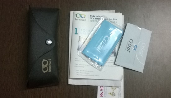 lenskart box contents